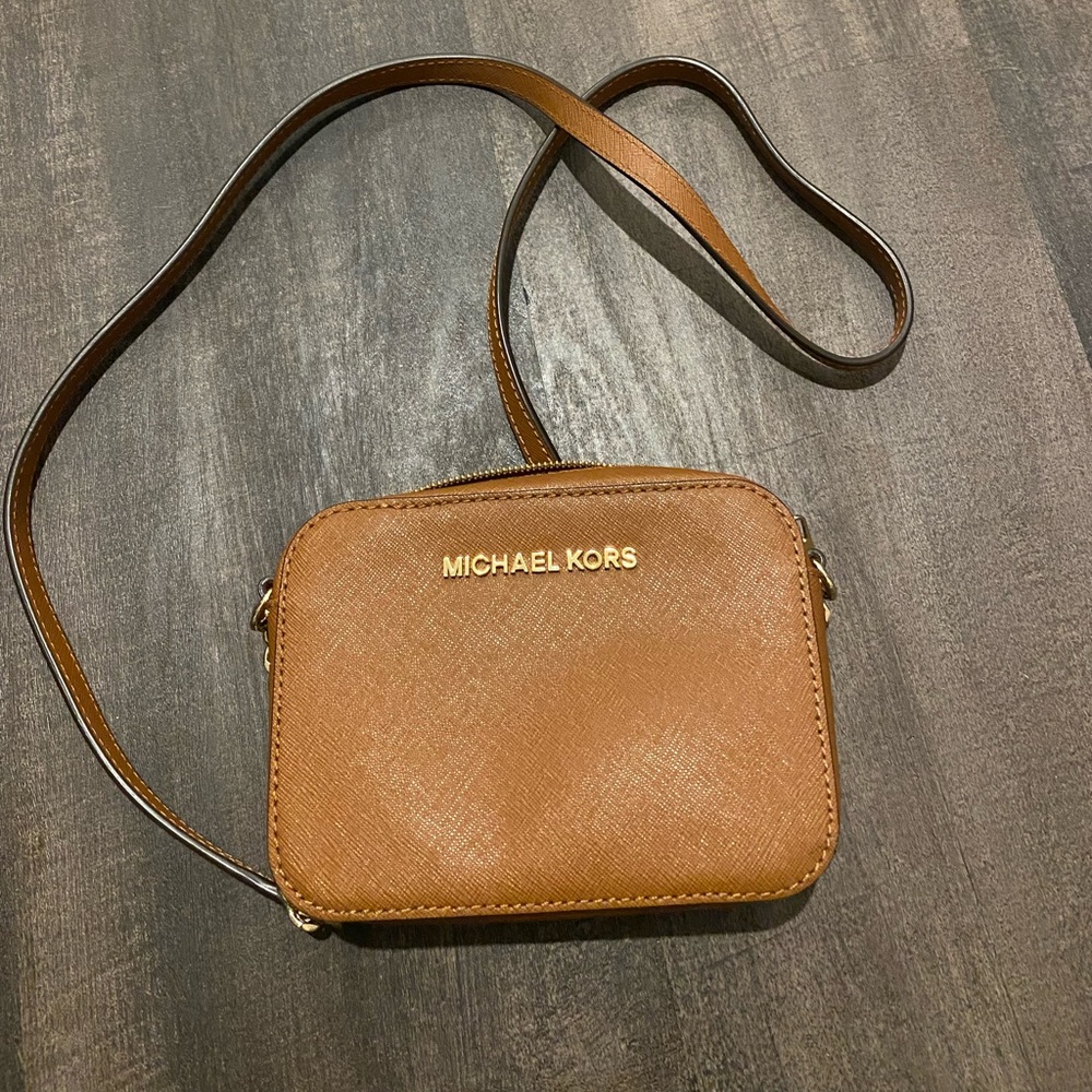 MK Jet Set Saffiano Small Leather Crossbody Bag